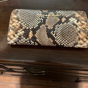 Michael Kors wallet